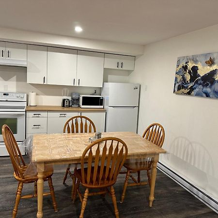 Central Halifax One Bedroom Apartment In Clayton Park ภายนอก รูปภาพ